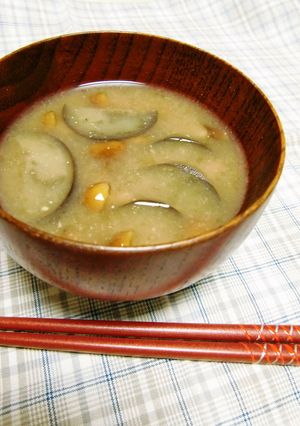 なすとなめこの味噌汁-レシピのメイン写真