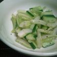 セロリときゅうりのサラダ