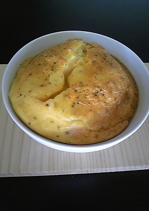 簡単おつまみ　ふわふわにんにく玉子焼き-レシピのメイン写真