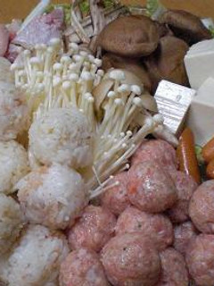まんまる鶏つくねとだまっこの鍋 ♪♪-レシピのメイン写真
