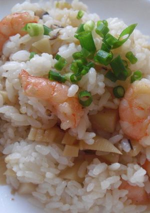 手軽にコク旨♪中華風混ぜご飯-レシピのメイン写真