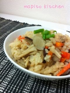 我が家の定番☆鶏ごぼうの炊き込みごはん-レシピのメイン写真
