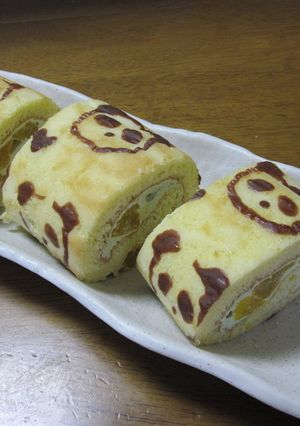 パンダ柄ロールケーキ　　練習中-レシピのメイン写真