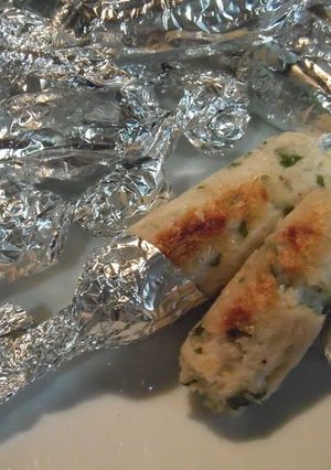 鶏肉のソーセージ風 バジル風味-レシピのメイン写真
