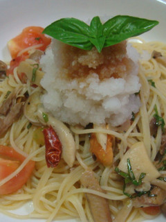 さんまときのことトマトのパスタ-レシピのメイン写真