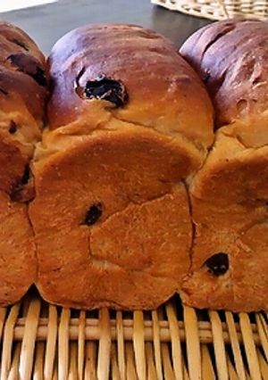 黒糖れーずん食パン♪-レシピのメイン写真
