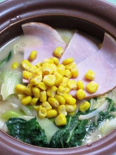 チーズ煮込みラーメン鍋-レシピのメイン写真