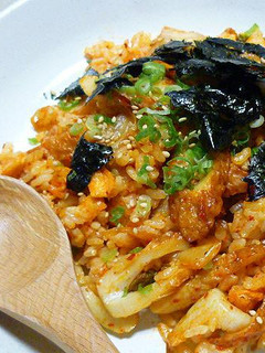 簡単☆ちくわと油揚げのキムチ炒飯-レシピのメイン写真