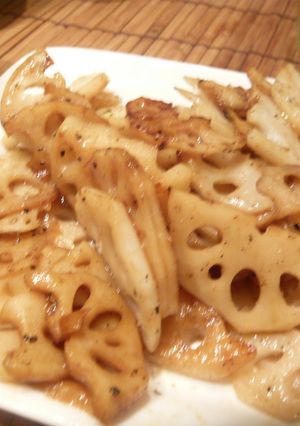 れんこんのバター醤油炒め-レシピのメイン写真