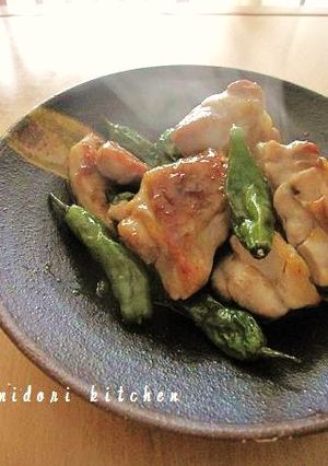 鶏肉とししとうの青じそドレッシング炒め-レシピのメイン写真