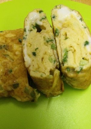 弁当おかず☆ﾈｷﾞと胡麻で卵焼き-レシピのメイン写真