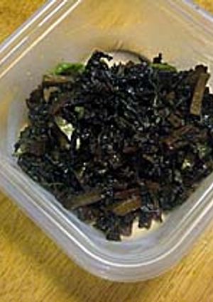 大人の味☆茶粥の友!ピーマンの葉の佃煮-レシピのメイン写真