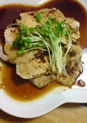 レンジ蒸し鶏ワインソース-レシピのメイン写真