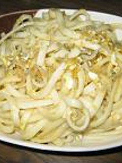 ジャコと卵のうどん炒め-レシピのメイン写真