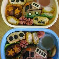 รูปของ ❤キャラ弁❤まんまる消防車おにぎり