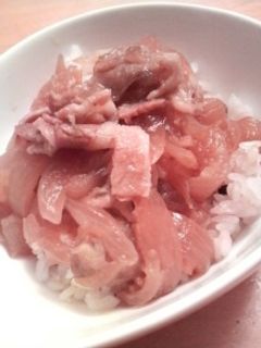醤油とお酒だけ!玉ねぎたっぷり豚丼♪-レシピのメイン写真
