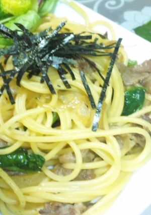 ほうれん草牛肉ニンニクバター醤油パスタ-レシピのメイン写真