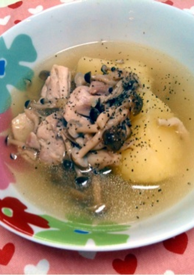 鶏としめじとジャガイモの塩スープ-レシピのメイン写真
