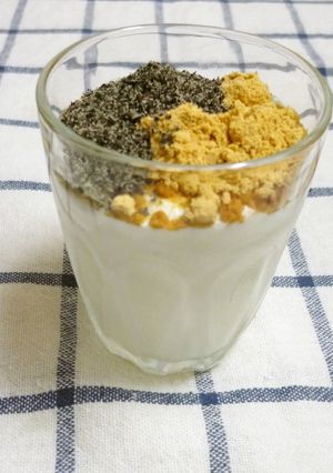 オリゴで黒ゴマきなこヨーグルト-レシピのメイン写真