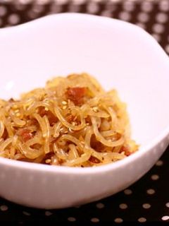 梅おかかコンニャクのキンピラ-レシピのメイン写真
