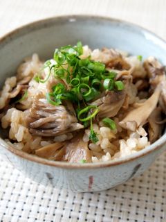 豚肉とまいたけの中華風炊き込みご飯-レシピのメイン写真