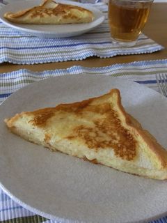 ふんわりチーズinフレンチトースト-レシピのメイン写真