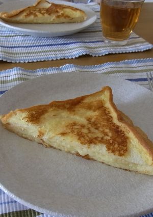 ふんわりチーズinフレンチトースト-レシピのメイン写真