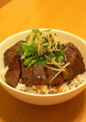 牛肉ステーキ丼-レシピのメイン写真
