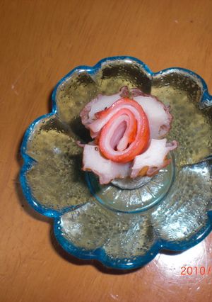 お弁当のワンポイントに♪ちくわでお花-レシピのメイン写真