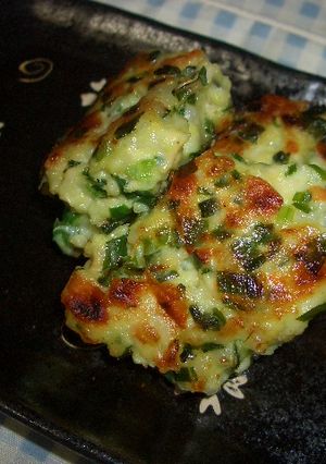 ニラたっぷりのフワフワ焼き-レシピのメイン写真