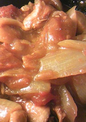鶏ささみと玉葱とトマトのソースカレー炒め-レシピのメイン写真