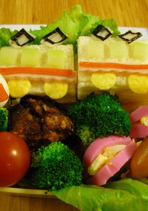 ☆キャラ弁☆　電車遠足のお弁当-レシピのメイン写真