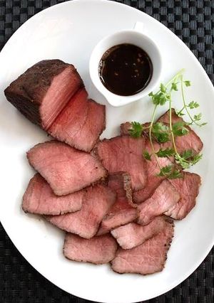 土鍋でローストビーフ-レシピのメイン写真
