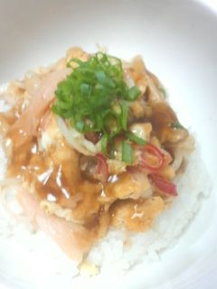 節約&簡単☆えのきとカニカマふわふわ卵丼-レシピのメイン写真