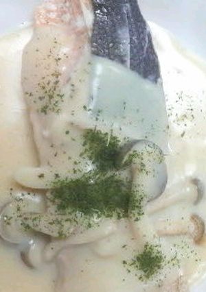ｻｰﾓﾝﾑﾆｴﾙ☆きのこｸﾘｰﾑｿｰｽ-レシピのメイン写真