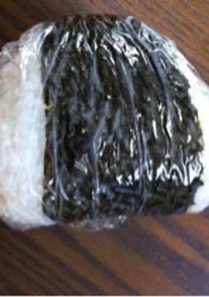 ツナマヨと昆布のおにぎり-レシピのメイン写真