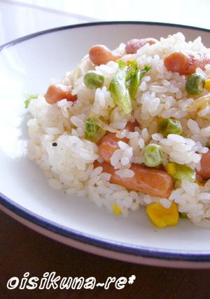 ピラフ風☆簡単コンソメチャーハン-レシピのメイン写真