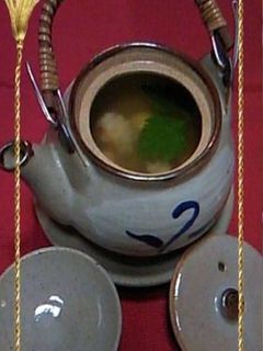 松茸(or きのこ)の土瓶蒸し-レシピのメイン写真