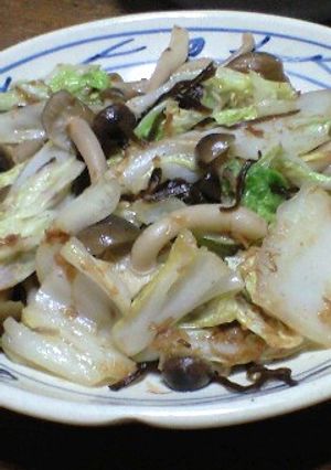 白菜としめじの塩昆布炒め-レシピのメイン写真