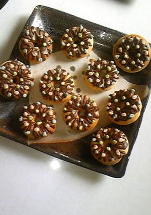 ハロウィン☆お絵かき焼きドーナツ-レシピのメイン写真
