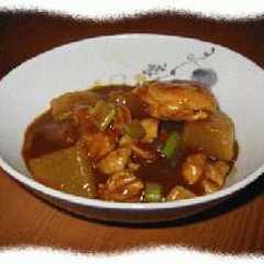 รูปของ 鶏肉と大根のカレー煮