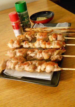 フライパンで塩焼き鳥！カリっ！ジュワ～-レシピのメイン写真