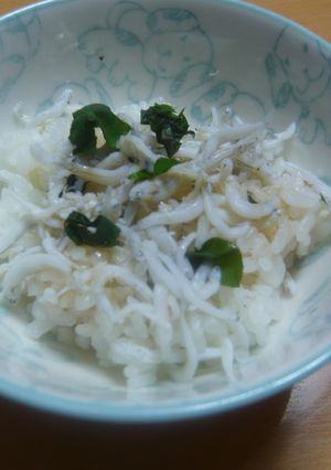 思い立ったら！おいしい簡単シラスのせご飯-レシピのメイン写真