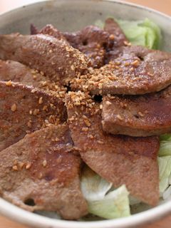 焼肉のタレで簡単☆豚レバー丼-レシピのメイン写真