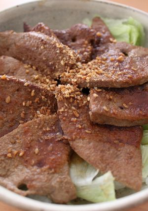 焼肉のタレで簡単☆豚レバー丼-レシピのメイン写真