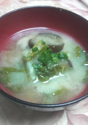 あの調味料でｺｸとまろやか♪味噌汁-レシピのメイン写真