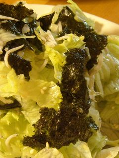 レタスたっぷり♪海苔&しらすのゴマサラダ-レシピのメイン写真