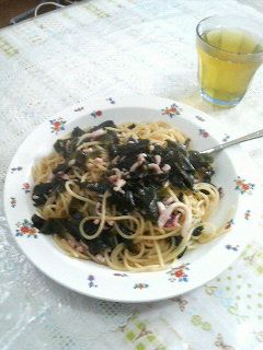 意外に合う☆塩辛とわかめ和風パスタ-レシピのメイン写真