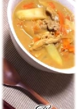 牛乳でクリーミー「古奈屋」風カレーうどん-レシピのメイン写真