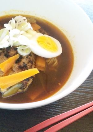 残り物カレーでハンバーグカレーラーメン-レシピのメイン写真